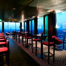 Skybar – rollstuhlgerechtes 4* Design-Hotel Berlin City Ost